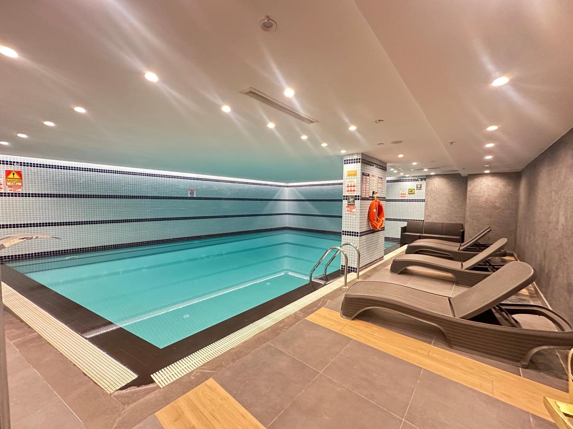 Maywood Hotel Istanbul Bagian luar foto